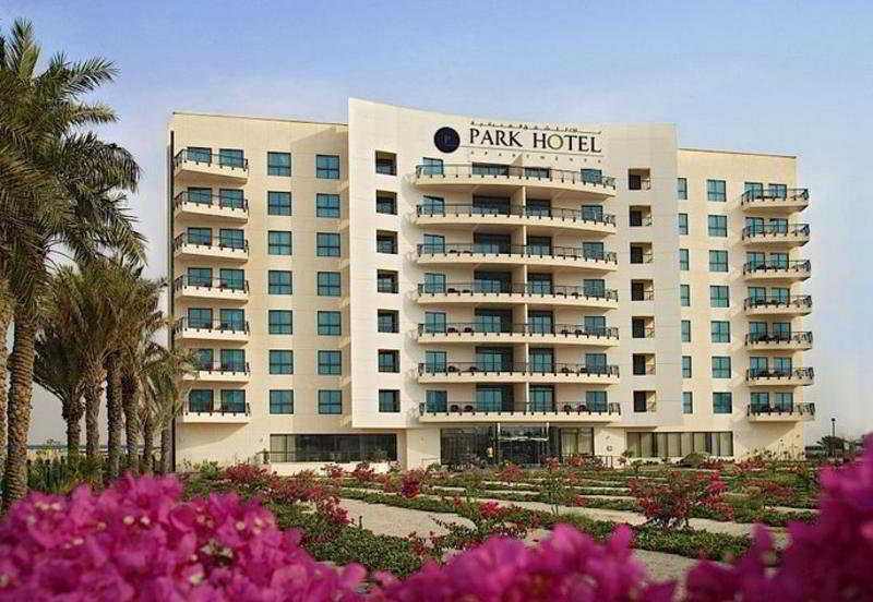 Park Apartments Dubai,An Edge By Rotana Hotel Екстер'єр фото